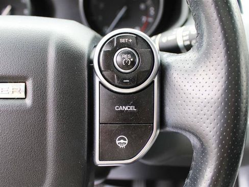 Used 2014 Land Rover Range Rover Sport HSE AWD/4WD image 18