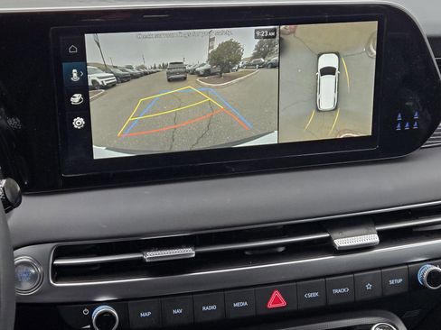 Certified 2025 Hyundai Palisade Calligraphy image 21