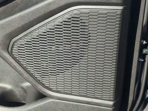 Used 2025 Jeep Grand Cherokee Limited w/ Luxury Tech Group II image 33