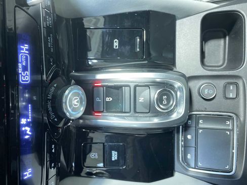 Used 2023 Acura MDX SH-AWD w/ Advance Package image 17