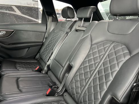 Used 2023 Audi SQ7 Prestige image 33