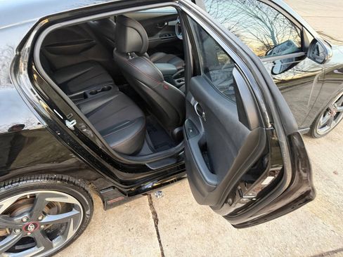 Used 2020 Hyundai Veloster Turbo FWD image 30