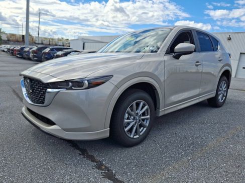 New 2025 MAZDA CX-5 AWD 2.5 S w/ Preferred Package image 3