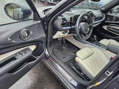 Used 2022 MINI Cooper Clubman John Cooper Works image 21