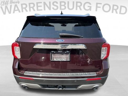 Used 2023 Ford Explorer Limited w/ Limited Technology Package AWD/4WD image 4