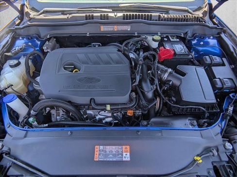 Used 2018 Ford Fusion SE w/ Fusion SE Technology Package FWD image 22
