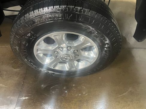 Used 2024 RAM 2500 Big Horn w/ Sport Appearance Package image 14