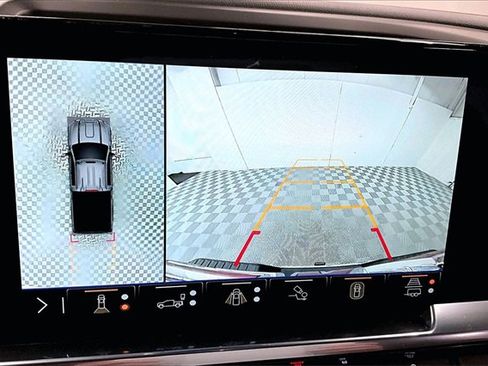 Used 2024 GMC Sierra 2500 SLE w/ SLE Value Package; image 26