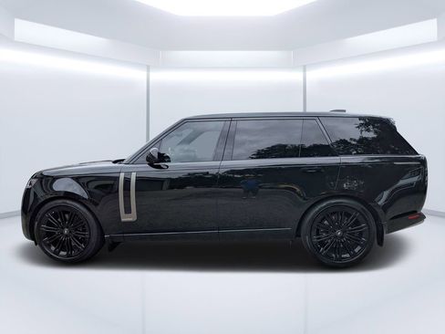 Used 2025 Land Rover Range Rover Long Wheelbase Autobiography AWD/4WD image 6