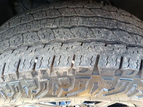 Used 2024 Chevrolet Colorado Trail Boss image 61