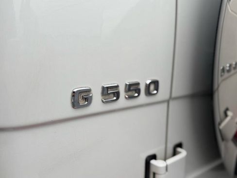 Used 2011 Mercedes-Benz G 550 image 10