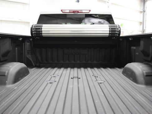 Used 2025 GMC Sierra 3500 Denali w/ Denali Reserve Package AWD/4WD image 22