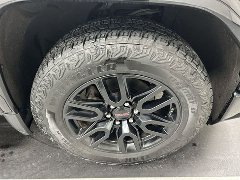 Used 2021 GMC Sierra 1500 Elevation image 8