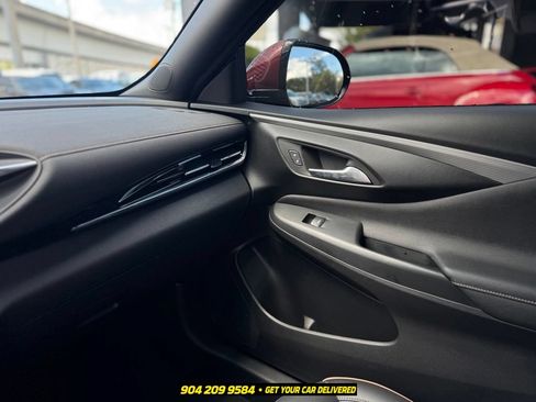 Used 2025 Buick Envista Preferred FWD image 17