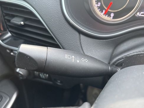 Used 2022 Jeep Cherokee Limited w/ Sun & Sound Group image 22