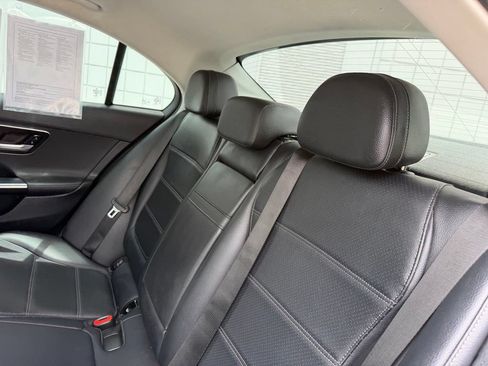 Used 2022 Mercedes-Benz C 300 Sedan image 17