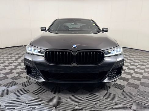 Used 2023 BMW 530i w/ M Sport Package RWD image 5