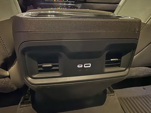 Used 2025 Chevrolet Silverado 2500 LT w/ All Star Edition image 9