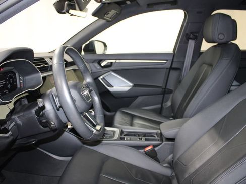 Used 2025 Audi Q3 2.0T Premium AWD/4WD image 16