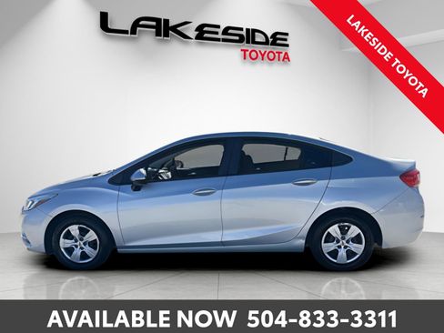 Used 2017 Chevrolet Cruze LS image 3