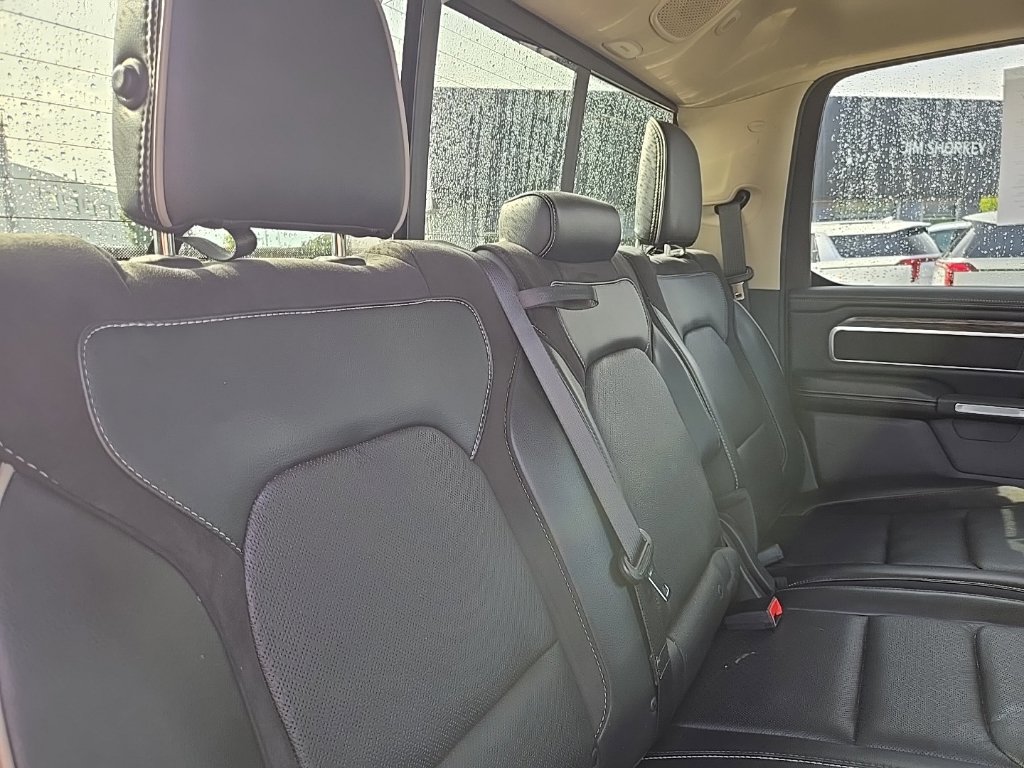 Used 2019 RAM 1500 Laramie AWD/4WD image 34