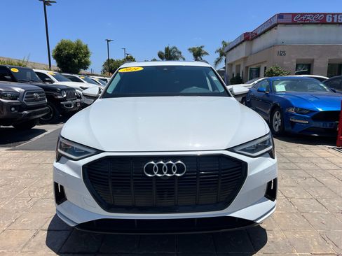 Used 2021 Audi e-tron Premium w/ Convenience Plus Package AWD/4WD image 3