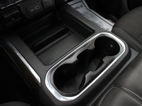 Used 2020 Chevrolet Silverado 1500 RST AWD/4WD image 43
