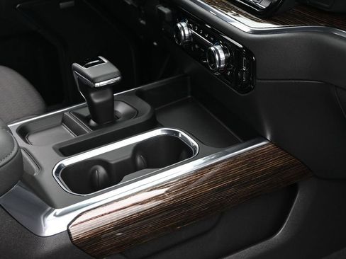 Used 2025 GMC Sierra 1500 Elevation w/ Preferred Package image 36