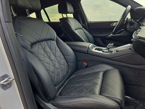 Used 2023 BMW X6 xDrive40i w/ M Sport Package image 22