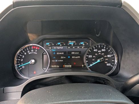 Used 2022 Ford F250 Lariat w/ Black Appearance Package image 31