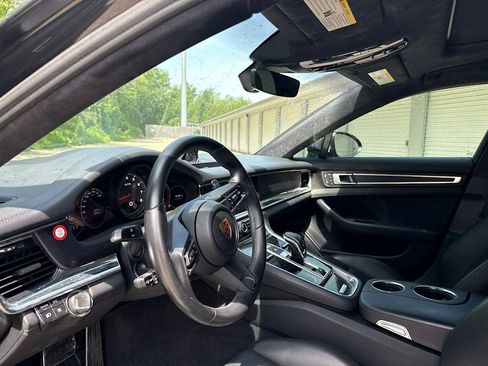 Used 2022 Porsche Panamera GTS w/ Premium Package AWD/4WD image 10