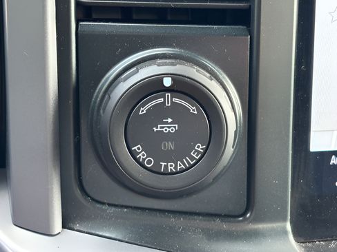 Used 2025 Ford F150 XLT w/ Equipment Group 302A MID AWD/4WD image 13
