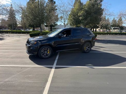 Used 2020 Jeep Grand Cherokee Trackhawk w/ Trailer Tow Group IV image 16