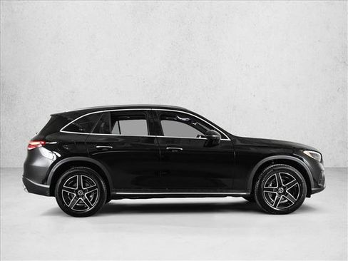 Certified 2026 Mercedes-Benz GLC 300 4MATIC image 5