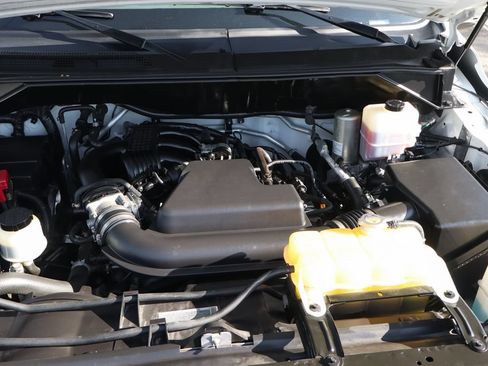 Used 2020 Nissan NV 2500 SV RWD image 16
