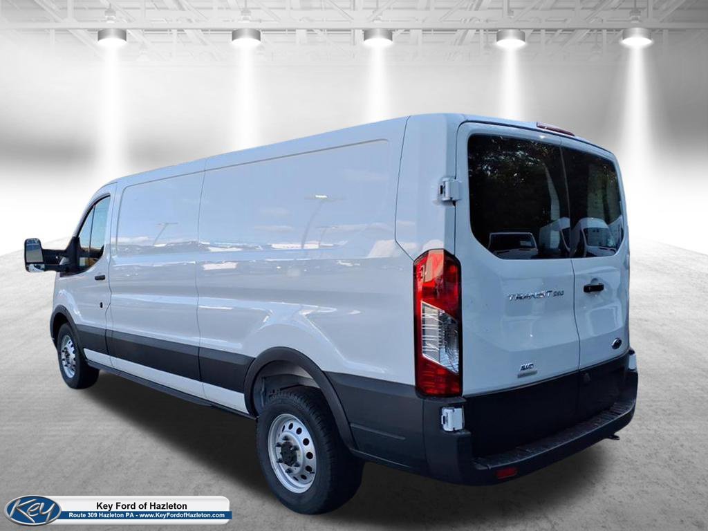 Used 2025 Ford Transit 250 Low Roof AWD w/ Load Area Protection Package image 5