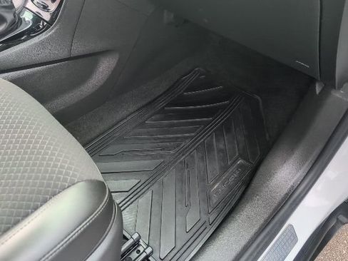 Certified 2021 Buick Encore Preferred w/ Safety Package image 40