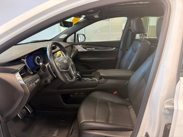 Used 2023 Cadillac XT5 Sportv w/ Technology Package AWD/4WD image 15