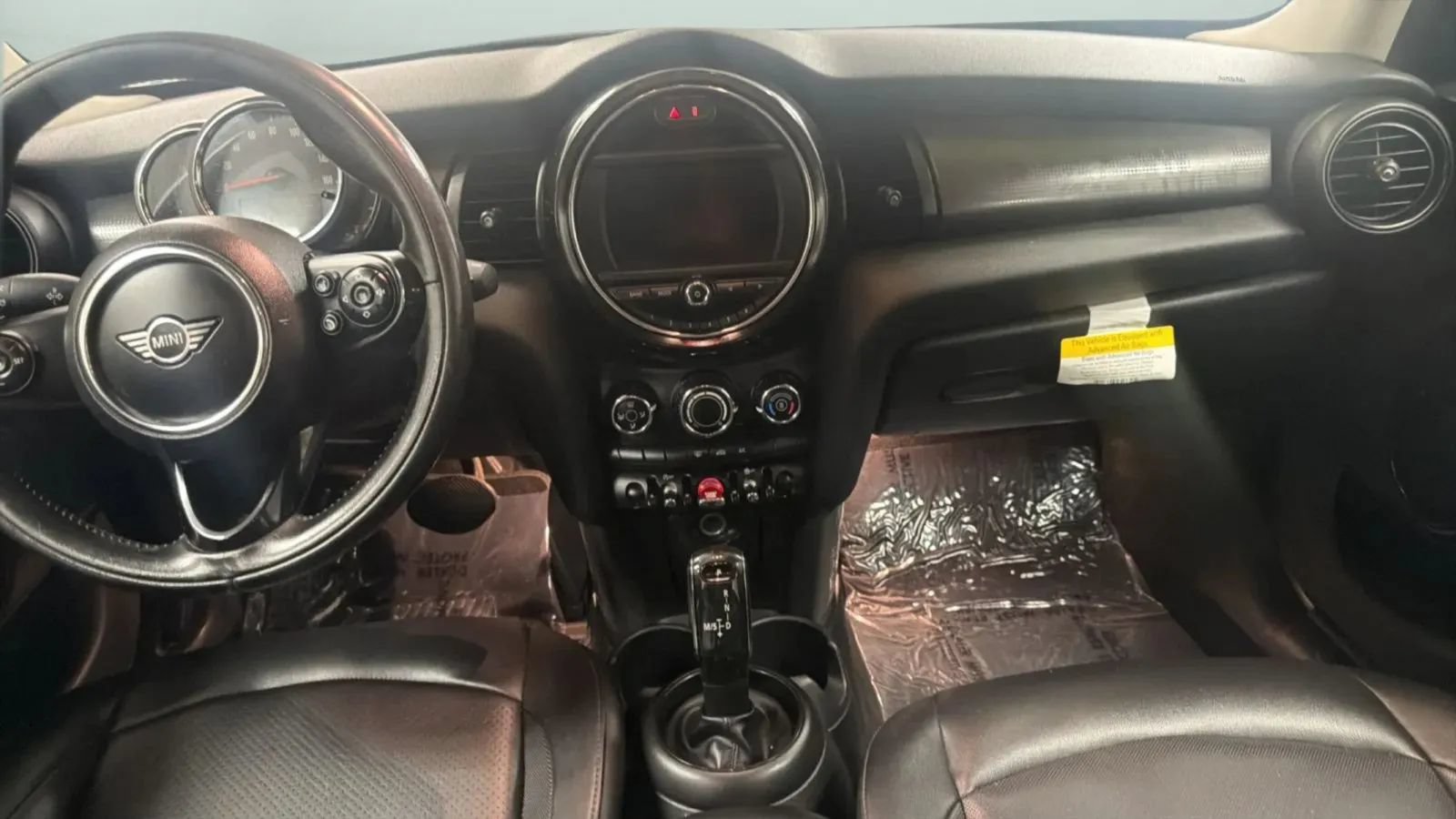 Used 2021 MINI Cooper 4-Door Hardtop FWD image 17