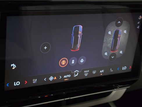 New 2026 Lincoln Nautilus Premier image 26