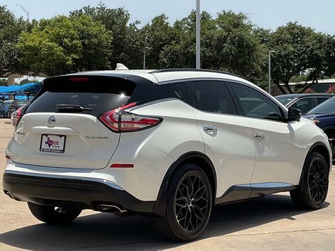 Used 2017 Nissan Murano Platinum w/ Platinum Technology Package FWD image 4