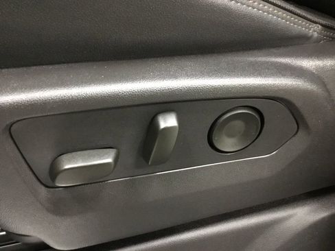 Used 2024 Chevrolet Silverado 1500 High Country w/ High Country Premium Package image 12