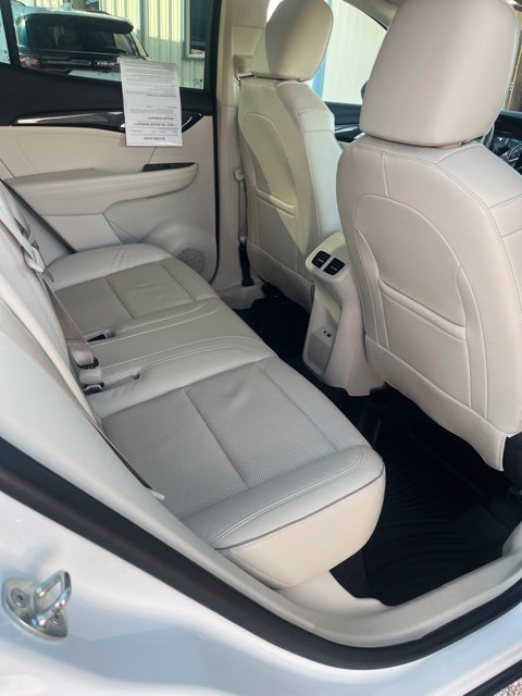 Used 2021 Buick Envision Essence w/ Technology Package I FWD image 10