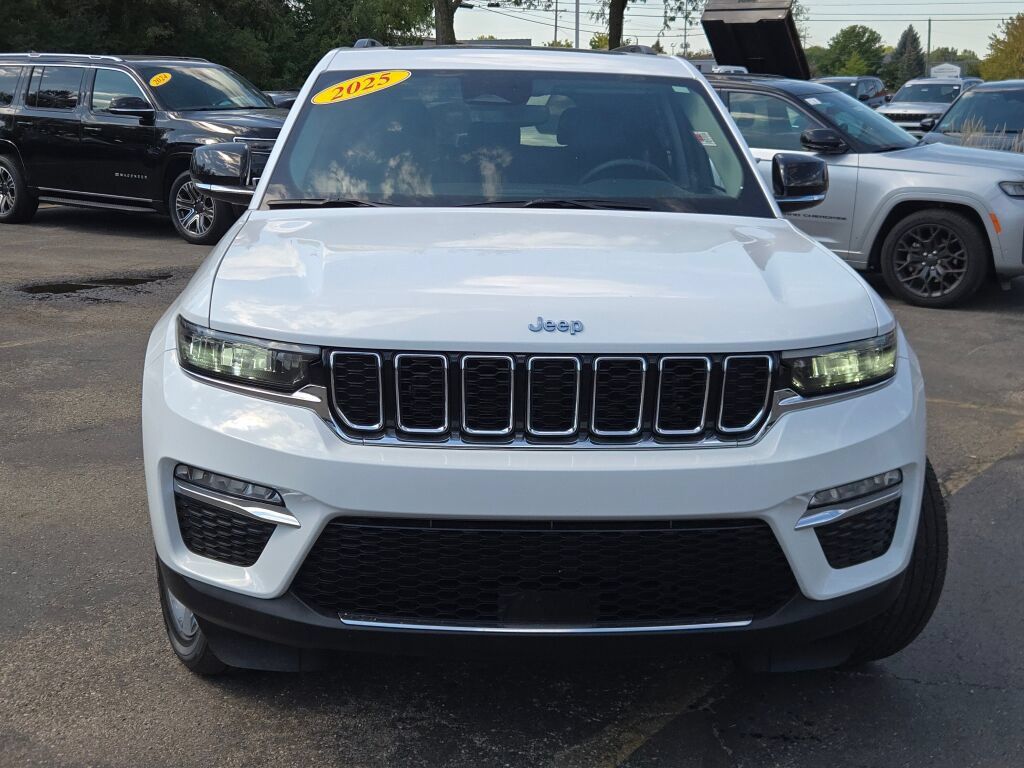Used 2022 Jeep Grand Cherokee Limited 4xe AWD/4WD image 4