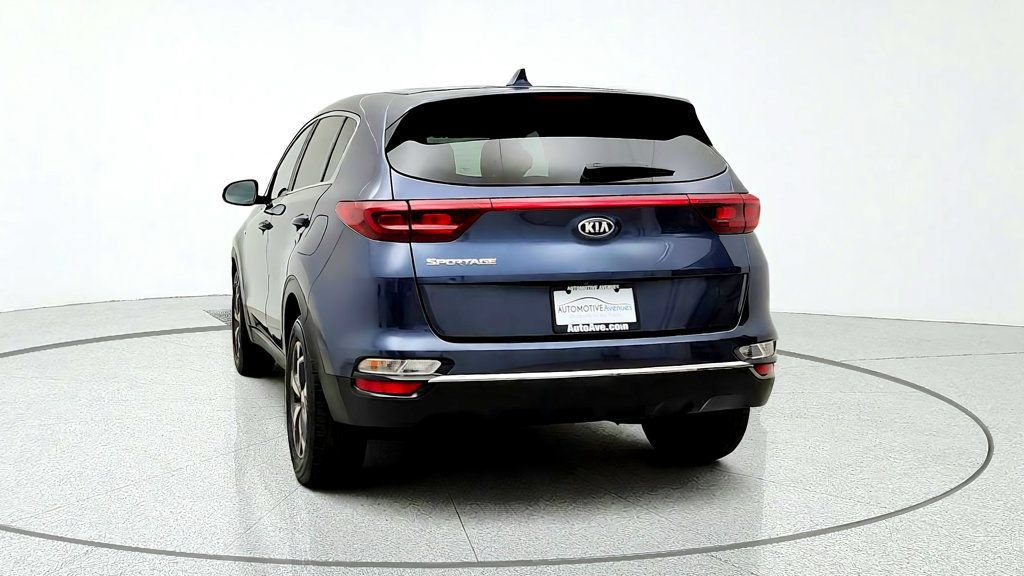 Used 2020 Kia Sportage LX w/ LX Popular Package AWD/4WD image 6