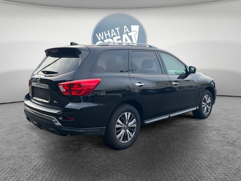 Used 2018 Nissan Pathfinder SL FWD image 3