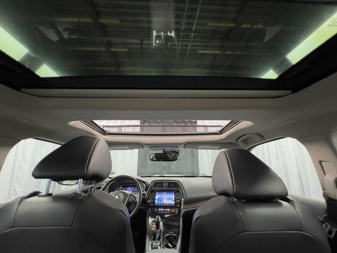 Used 2018 Nissan Maxima Platinum image 19