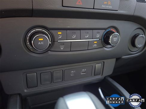 Used 2022 Nissan Frontier SV image 24