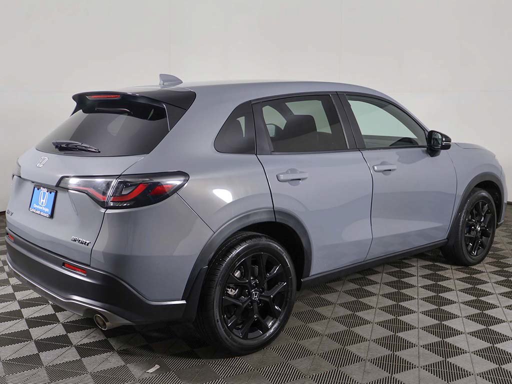 Used 2024 Honda HR-V Sport image 9