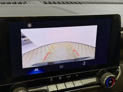 Used 2024 Chevrolet Colorado Trail Boss w/ Advanced Trailering Package image 17